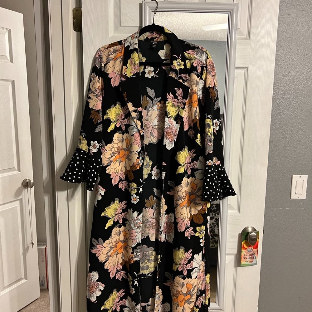 Roz and Ali - Floral Duster - Size 2X